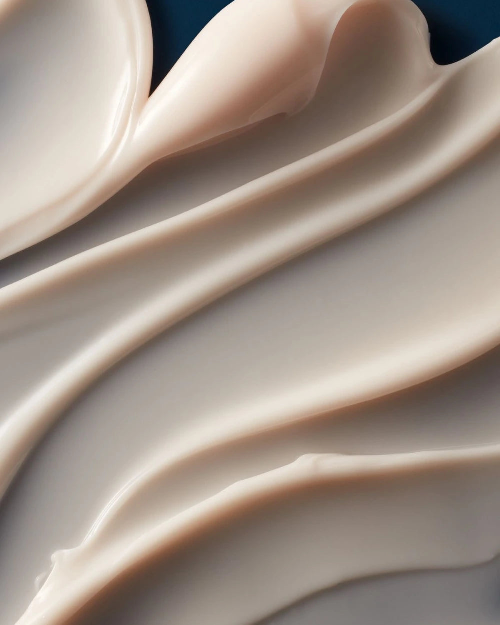 PERFUMED MOISTURIZING TRIO
